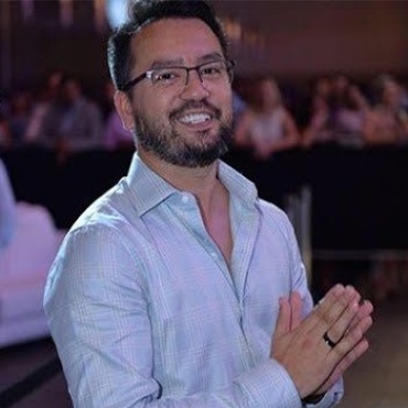 Elton Oshiro